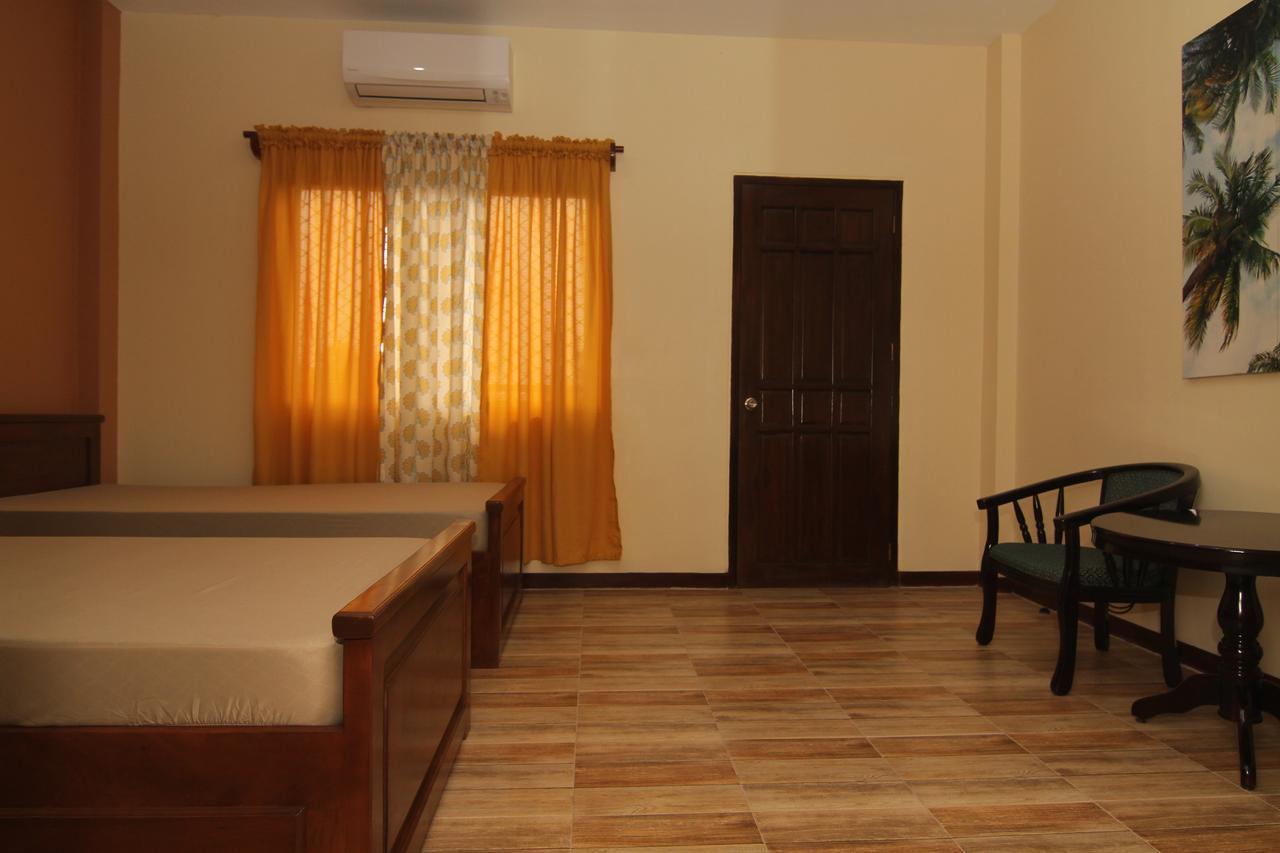 Charos Dormitel Hotel Dumaguete City Exterior foto